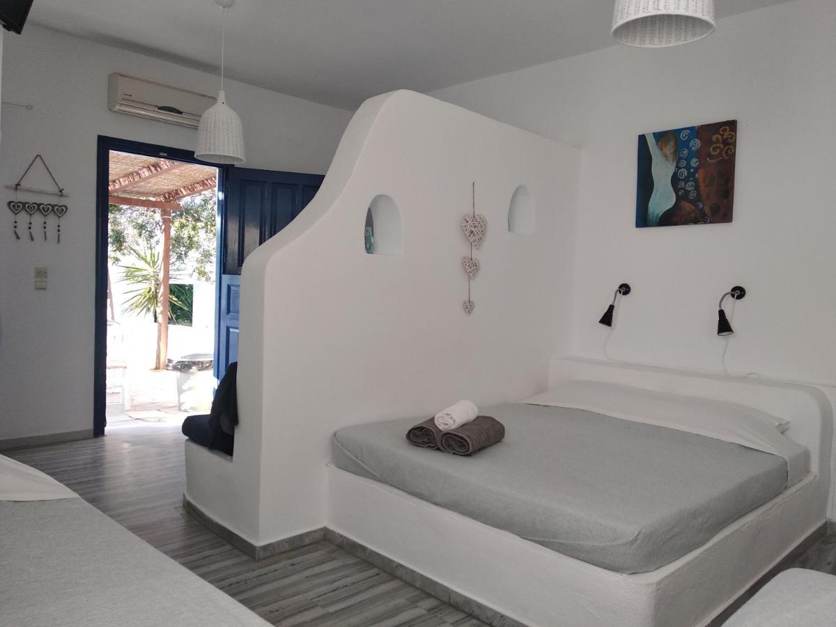 Hotel Mediterraneo Chora  Exterior photo